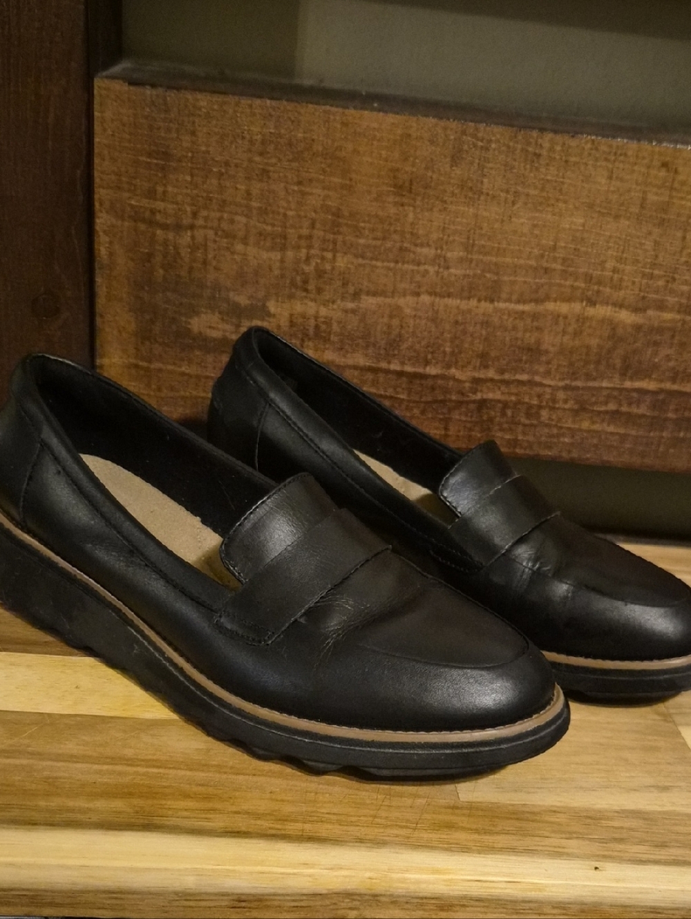 Collection By Clarks Women's Black Leather Penny Loafers